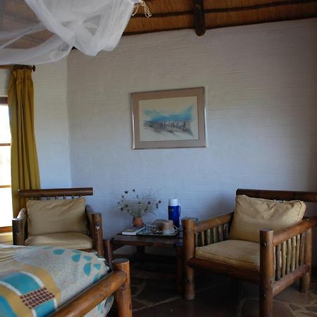 Huab Lodge Kamanjab Quarto foto